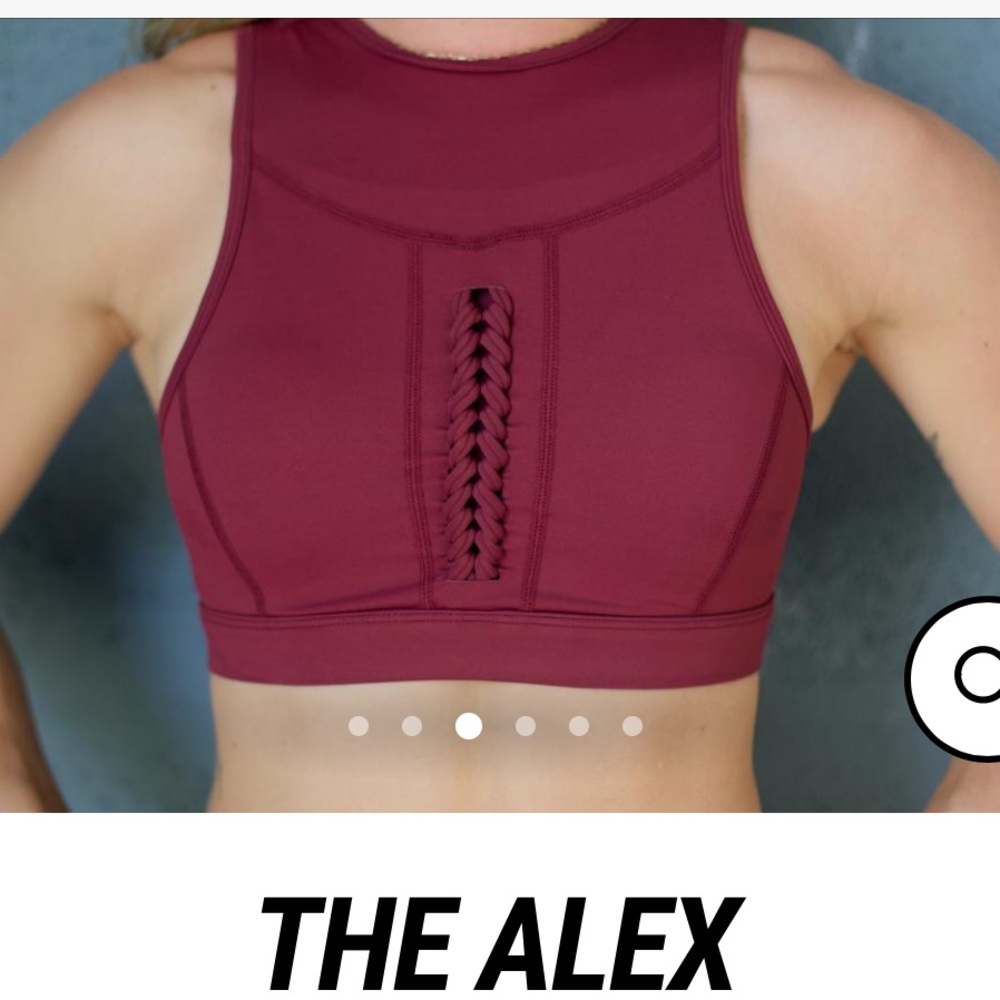 Chestee the Alex size 6